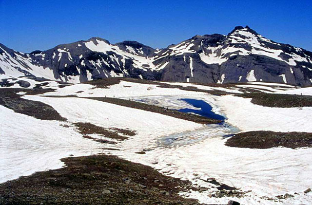 Lac-de-Estrop-04
