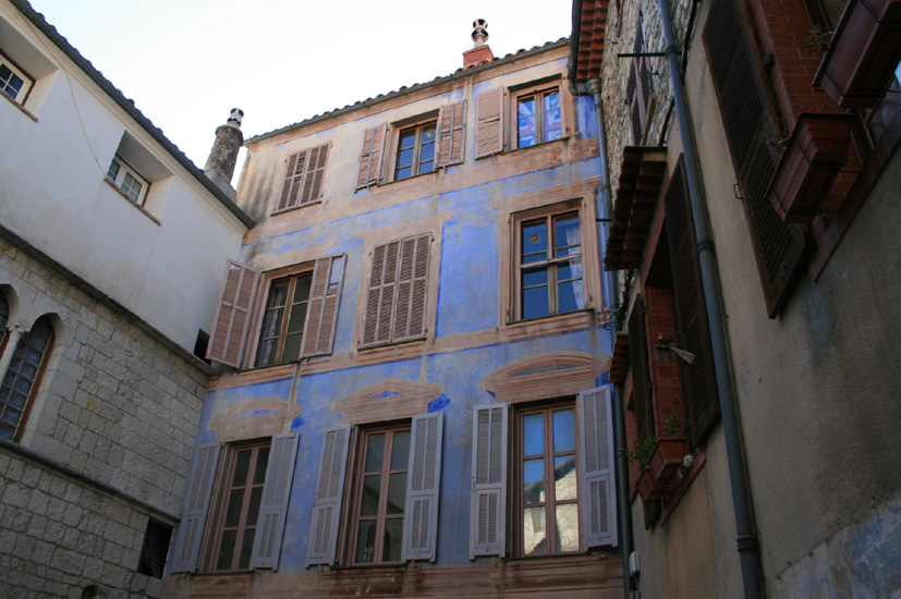 Evelyne 28
