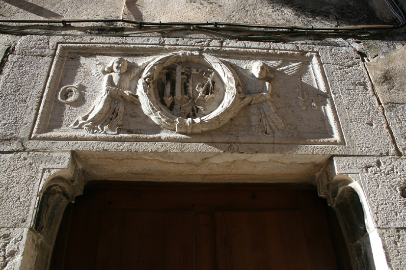 Evelyne 38
