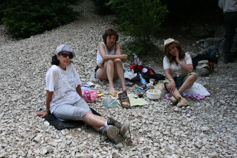 Evelyne 12