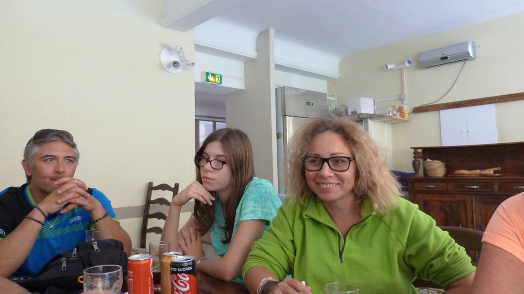 Evelyne 29
