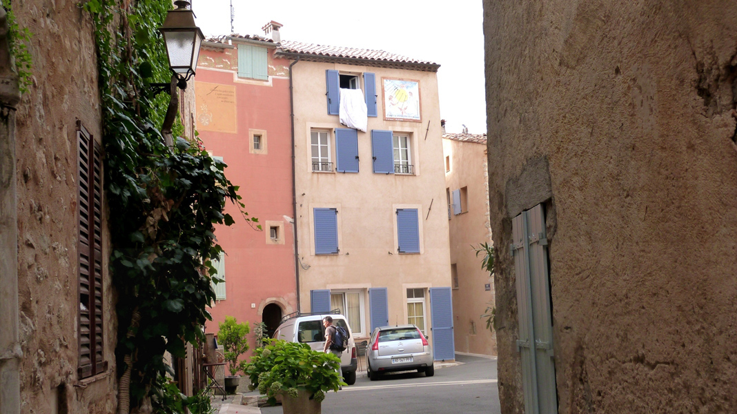 Evelyne 47