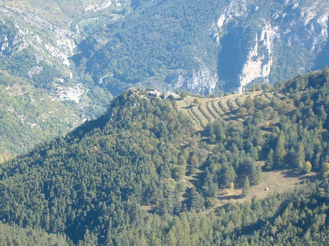 La Nauque 48